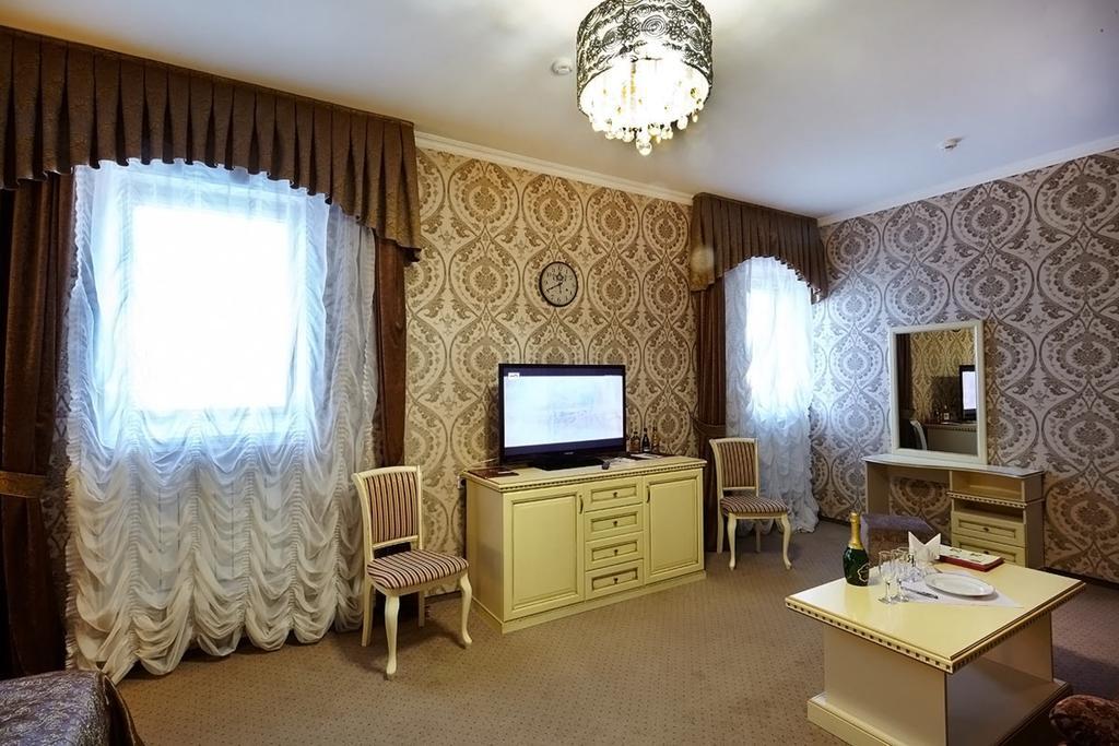 Прага Hotel Краснодар Екстериор снимка